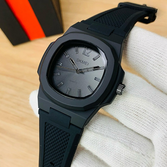 Skmei Men's Quartz Watch – Black Silicone Strap, Premium Analog Watch